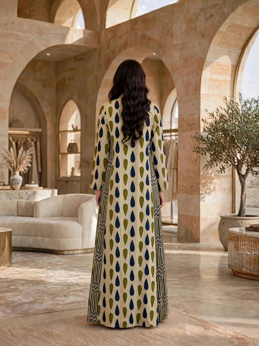 Geometric Pattern Buttoned Jalabiya