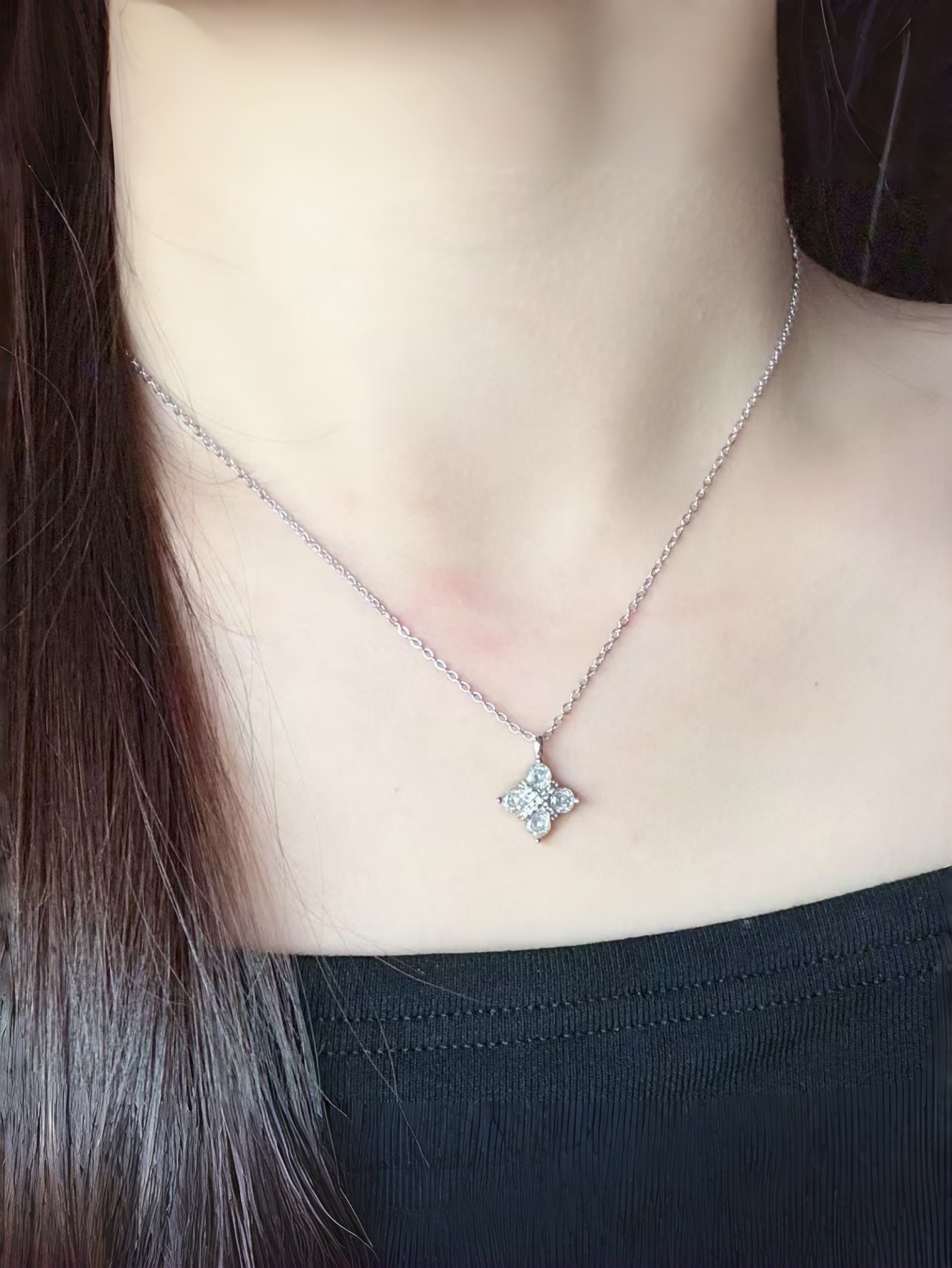 Silver Flower Pendant Necklace