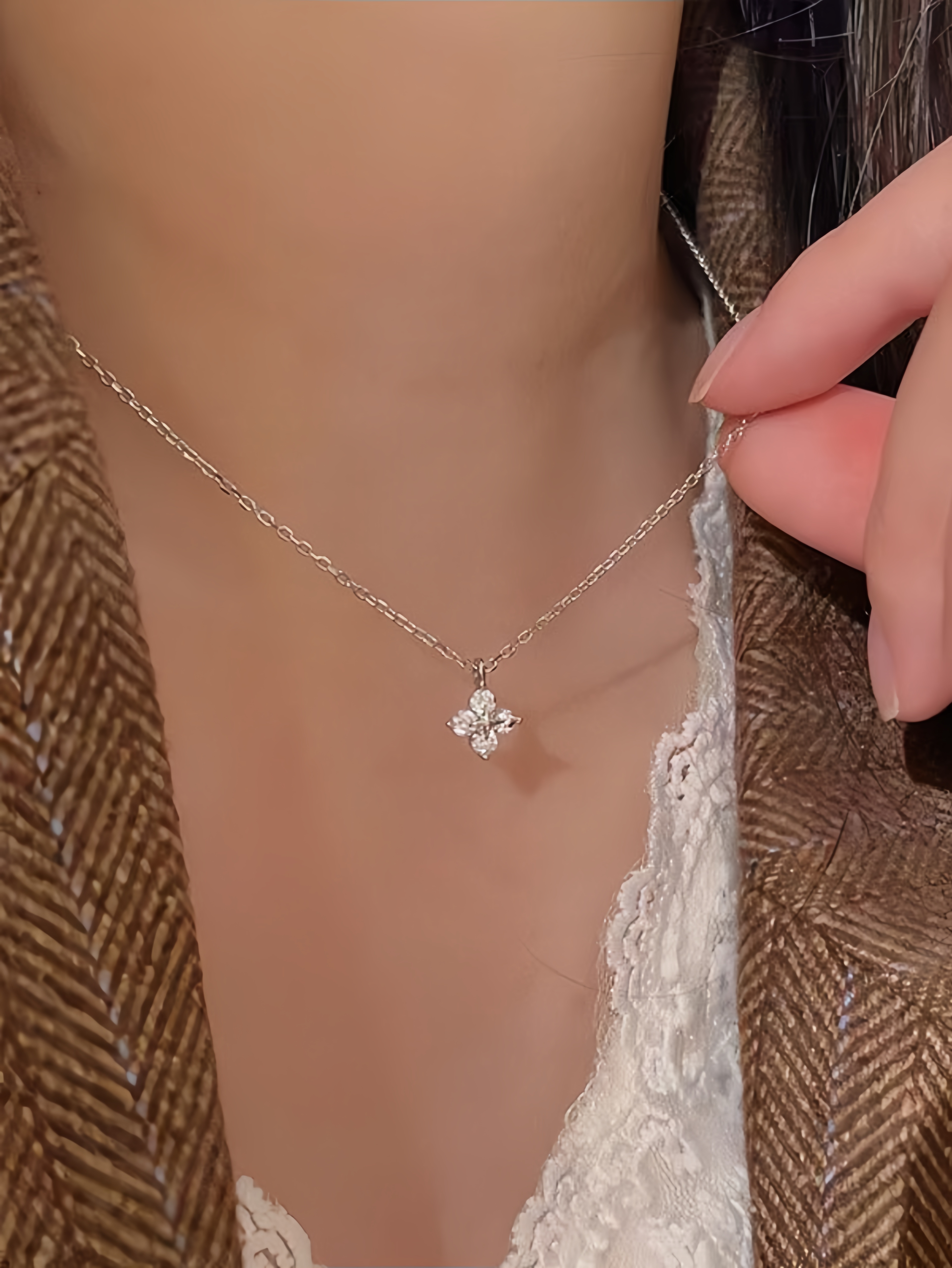 Silver Flower Pendant Necklace
