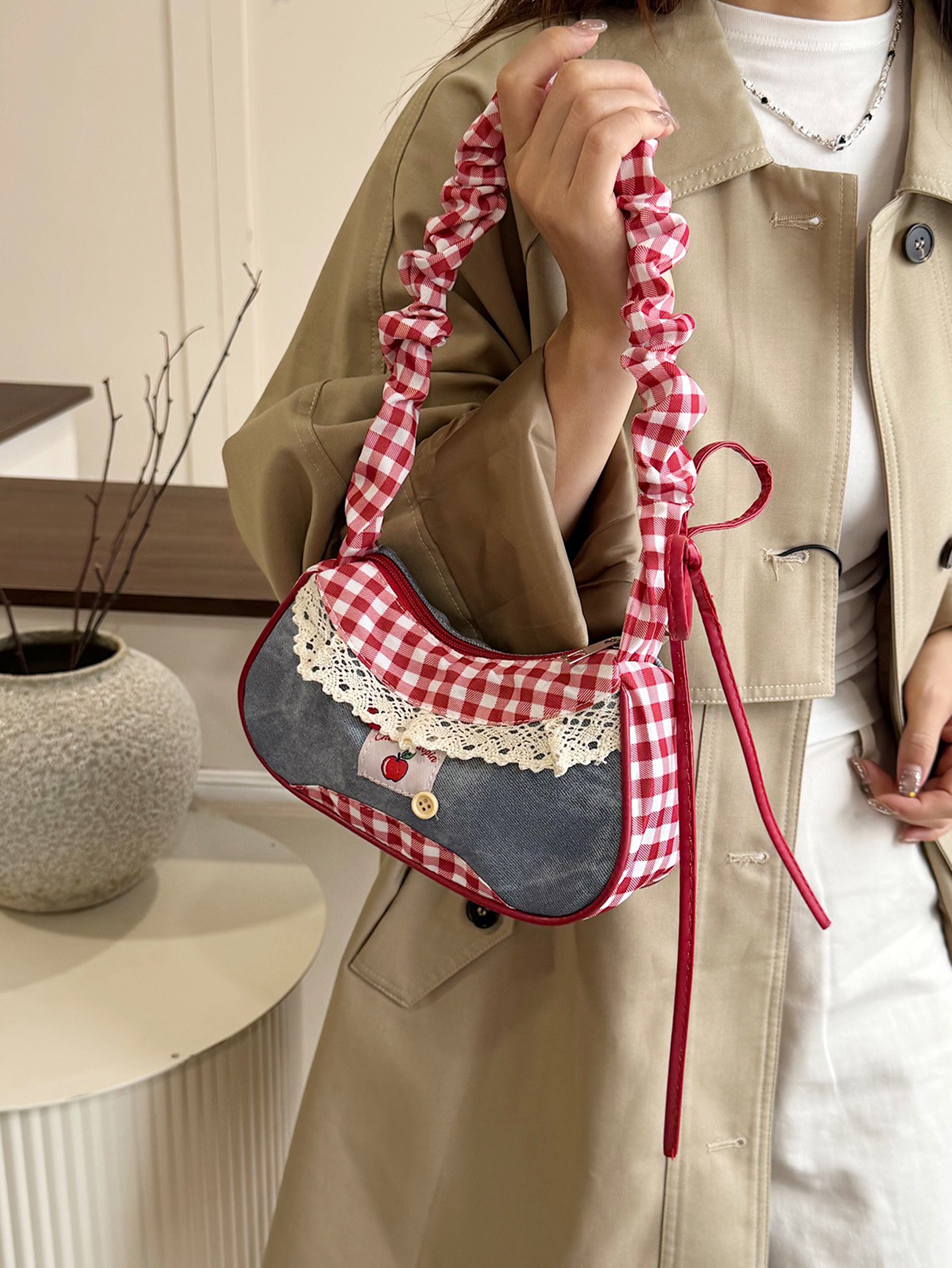 Red Hobo with Zip Closure