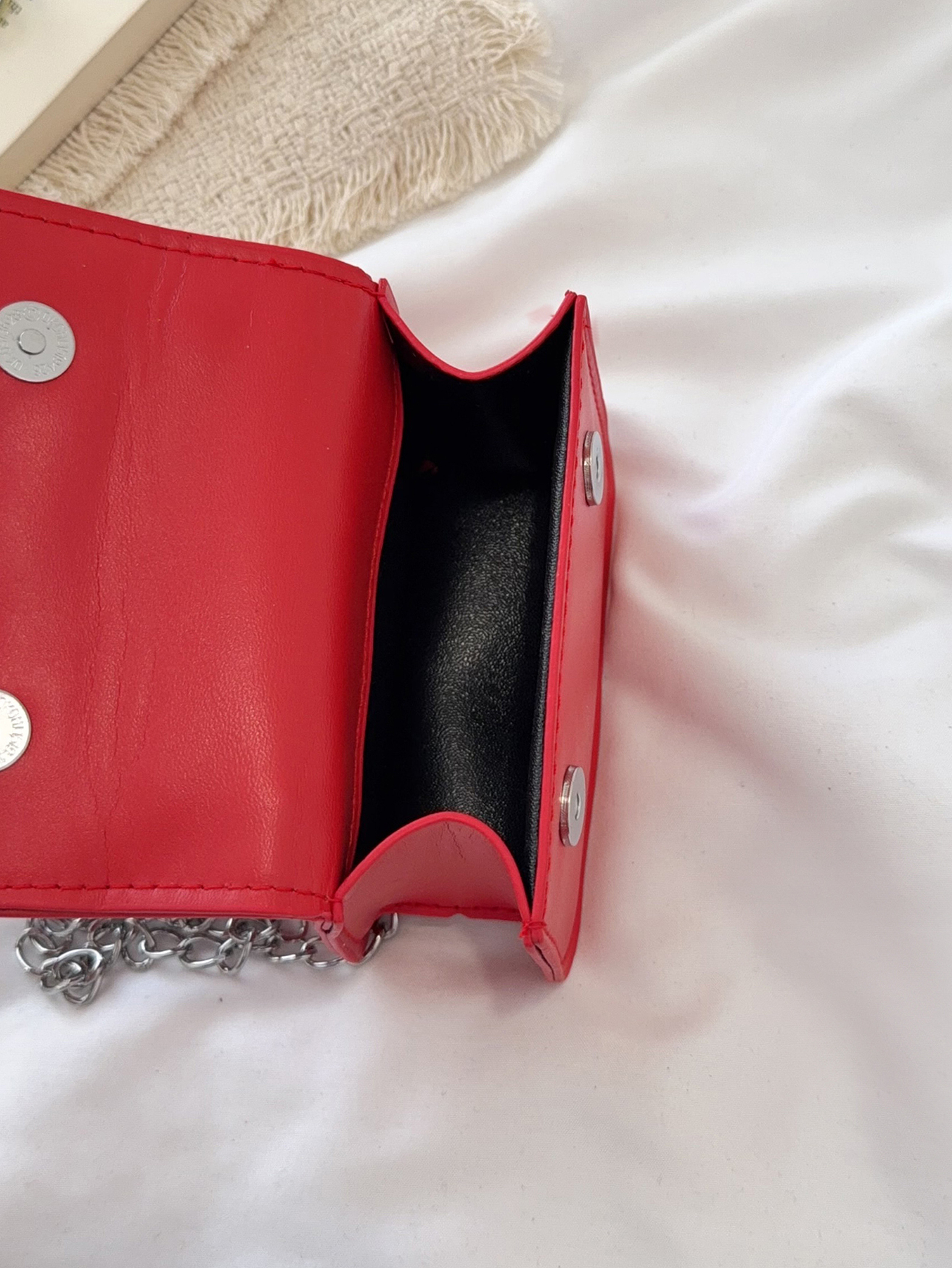 Red Crossbody Bag with Magnetic Closure