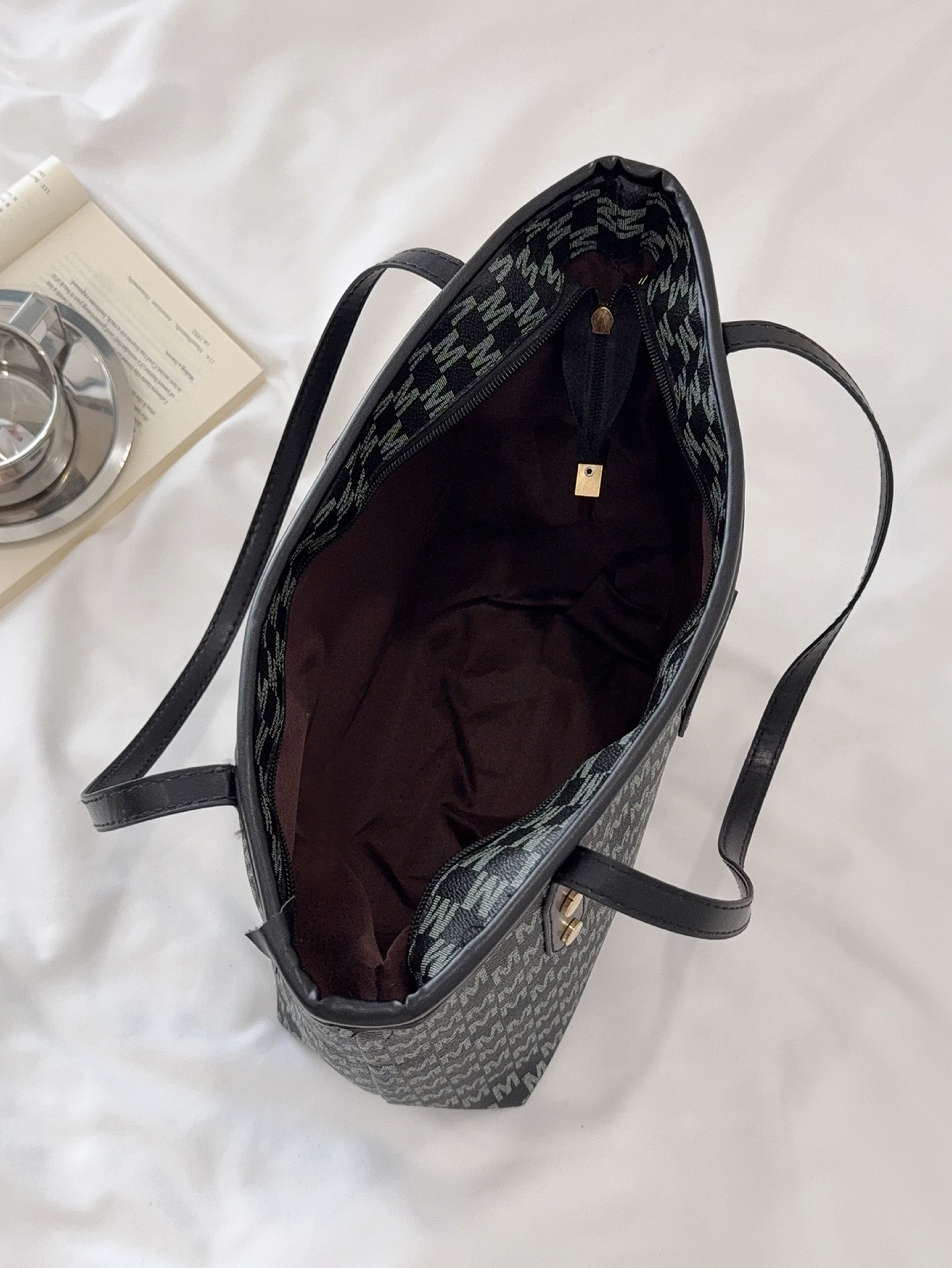 Black Tote with Zip Closure