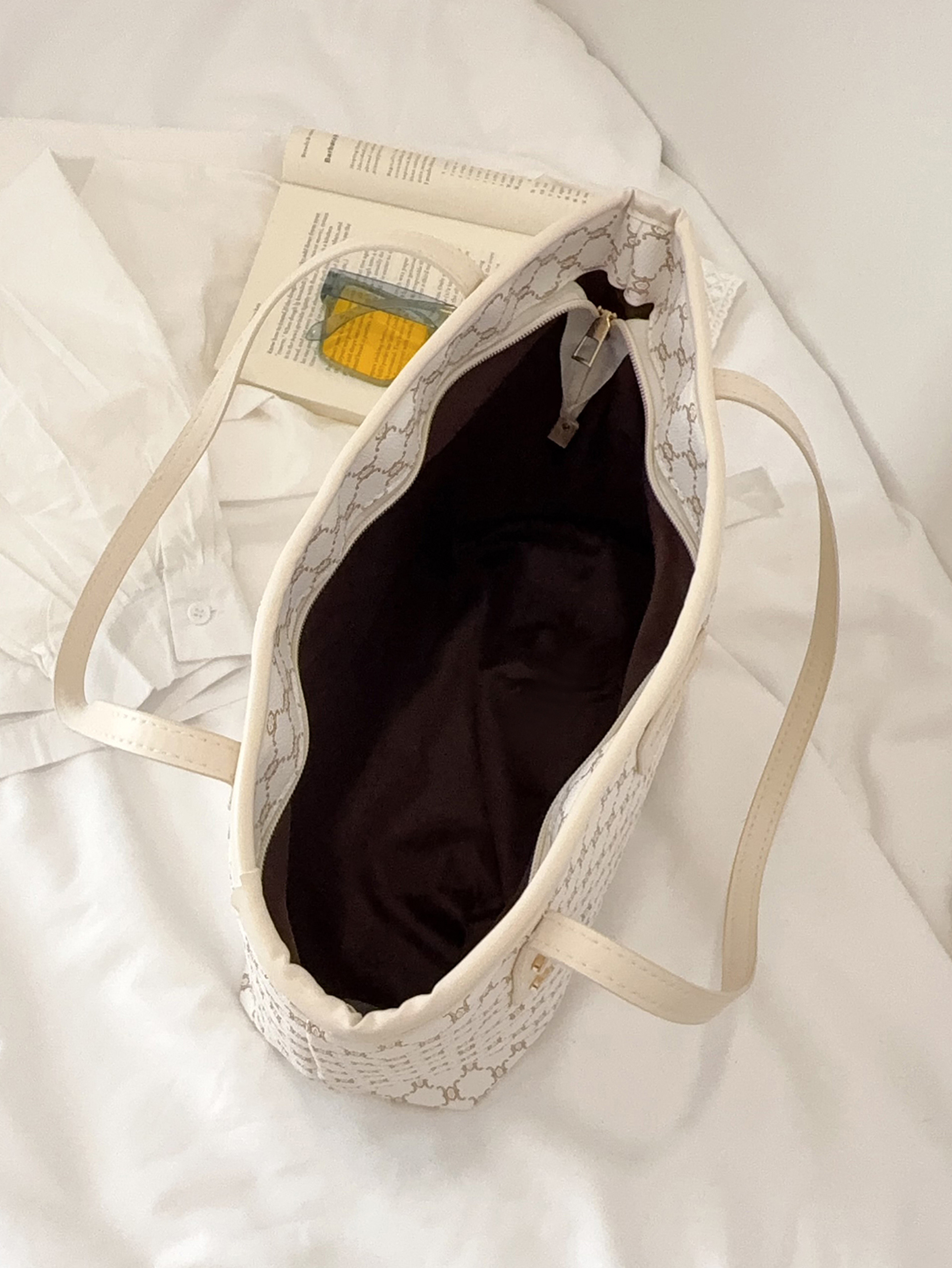 White Tote with Open Closure