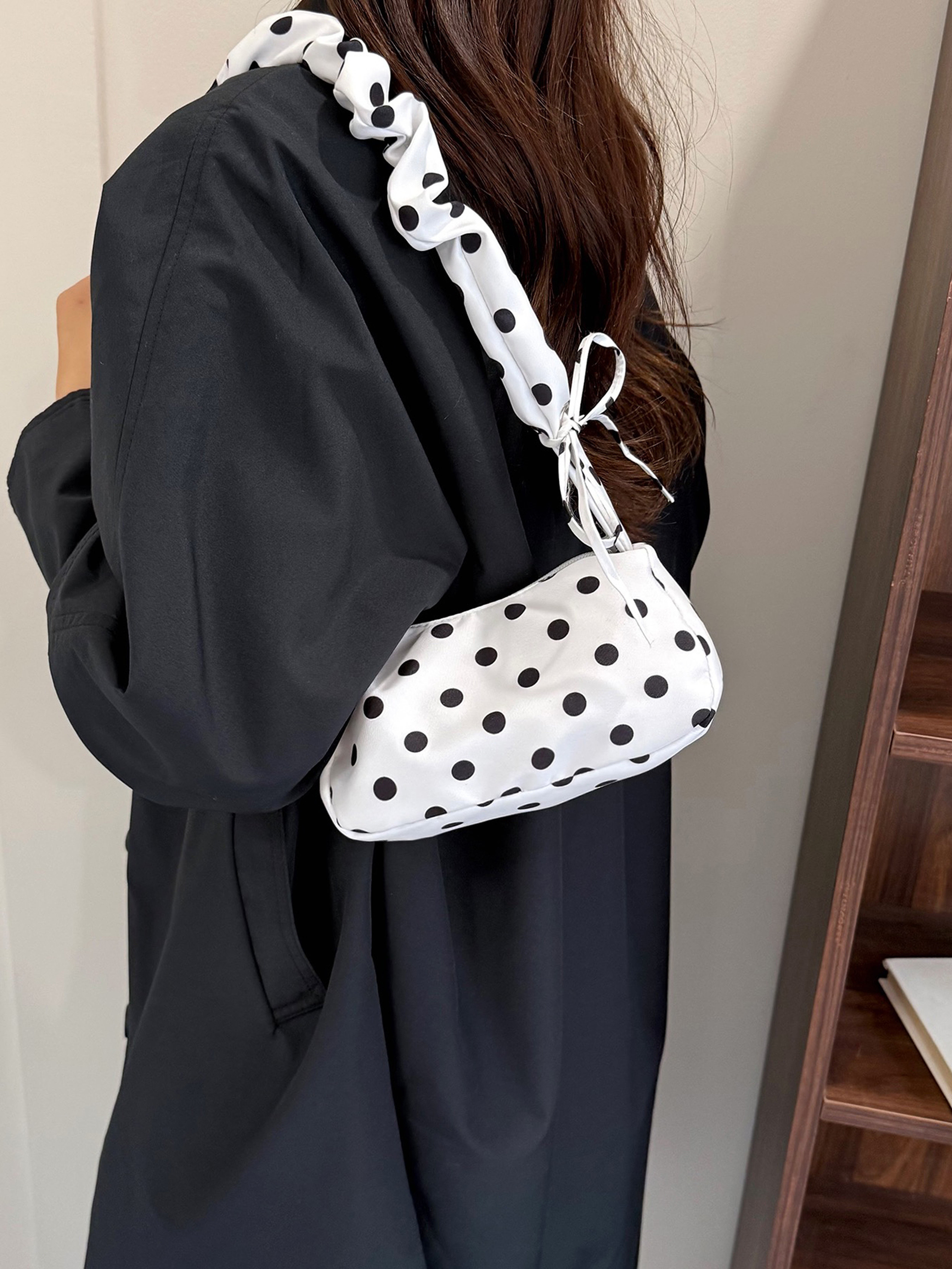 White Shoulder Bag with Zip Closure