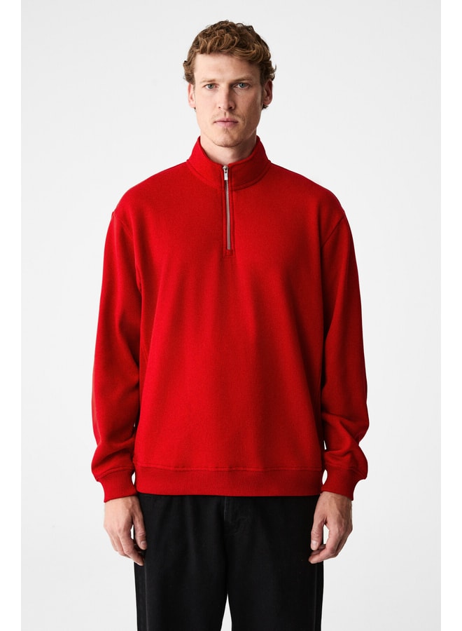 Red Solid Sweatshirt with Long Sleeves