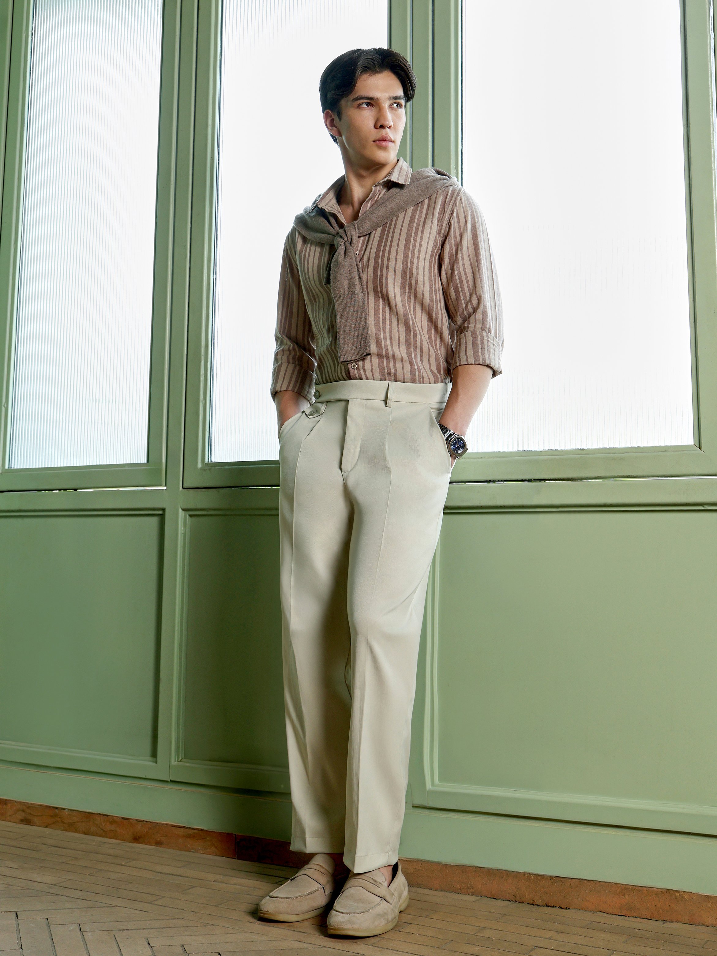 Beige Solid Regular Trousers