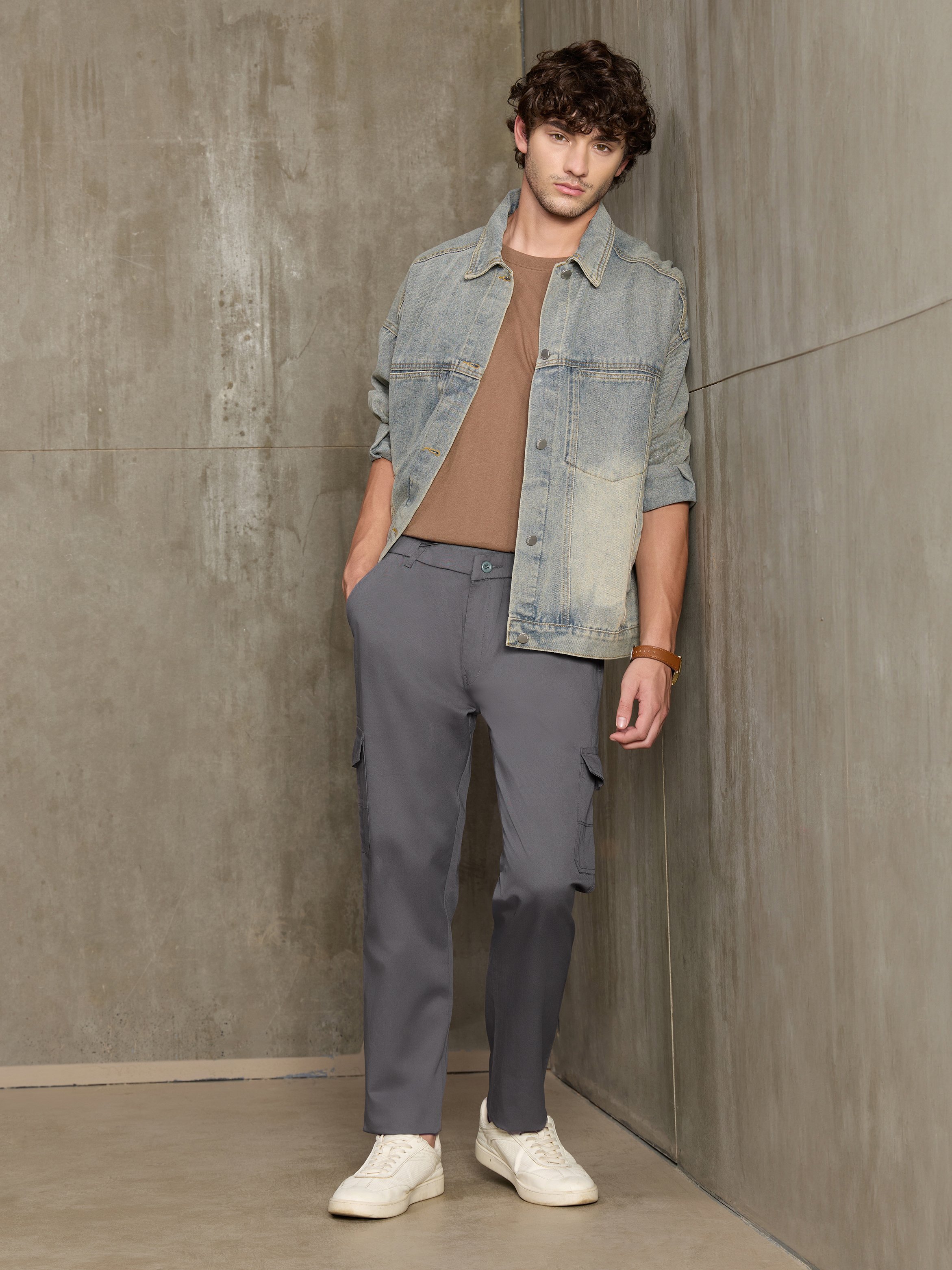 Grey Solid Regular Trousers