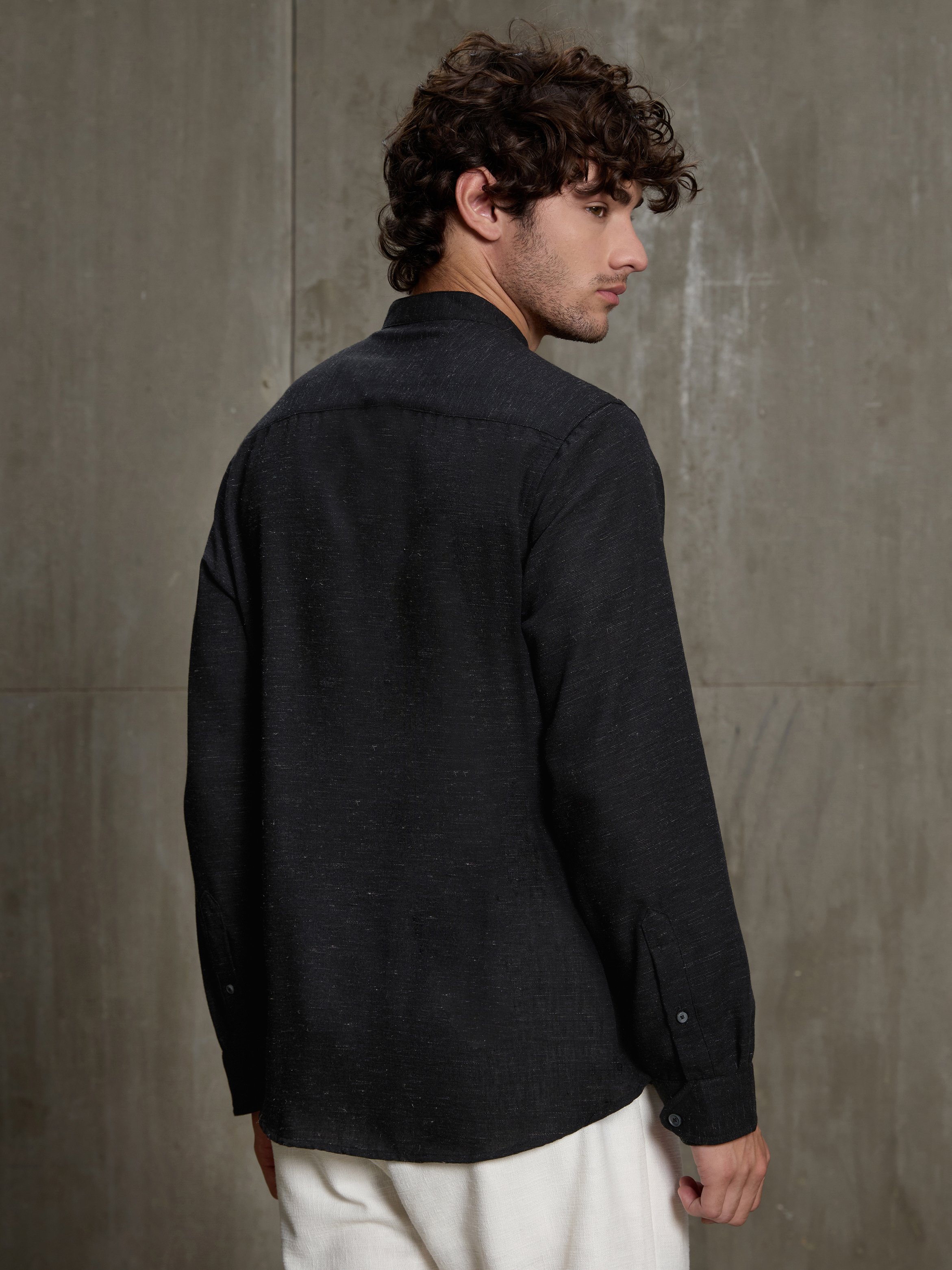 Black Solid Long Sleeves Regular Shirt