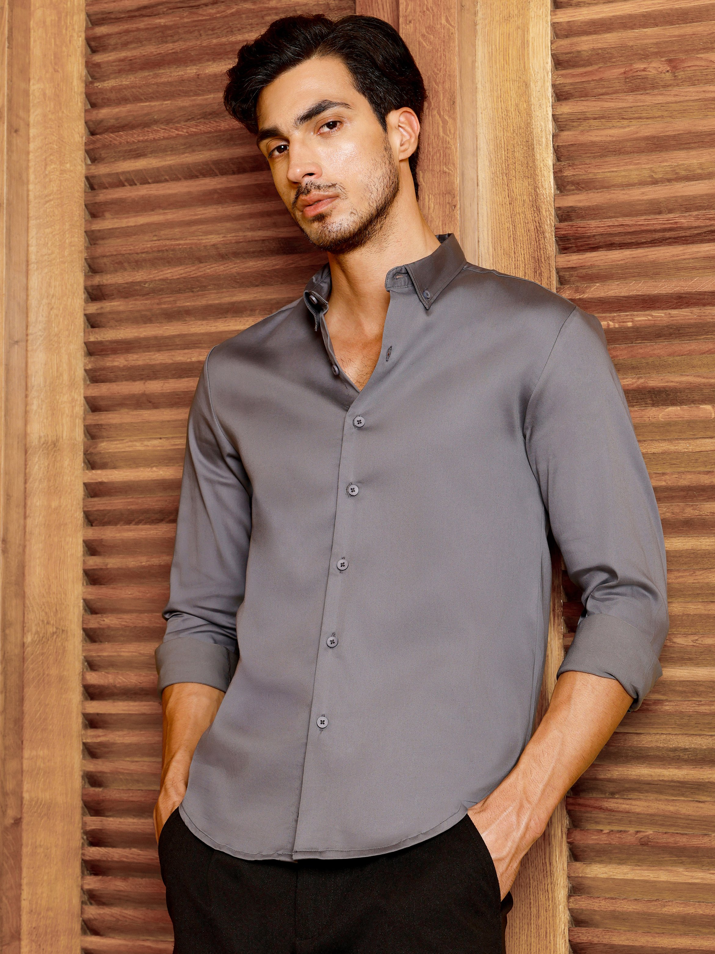 Grey Solid Long Sleeves Slim Shirt