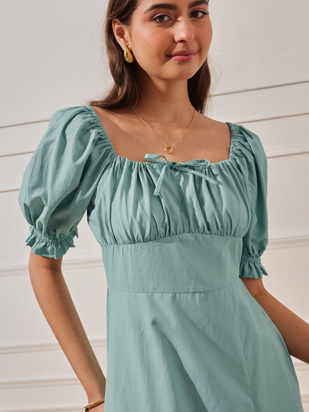 Green Solid Square Neck Fit and Flare Midi Dress