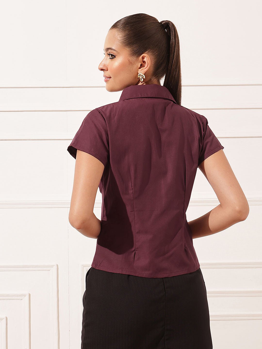 Burgundy Solid Short Sleeves Fitted Shirt