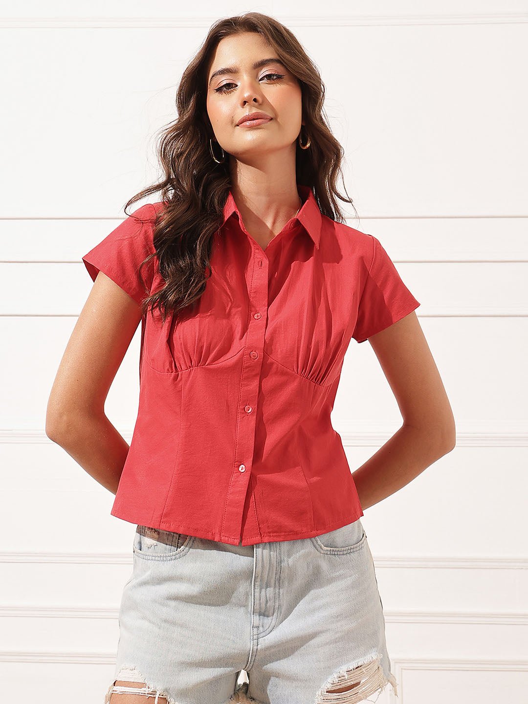 Red Solid Short Sleeves Fitted Shirt