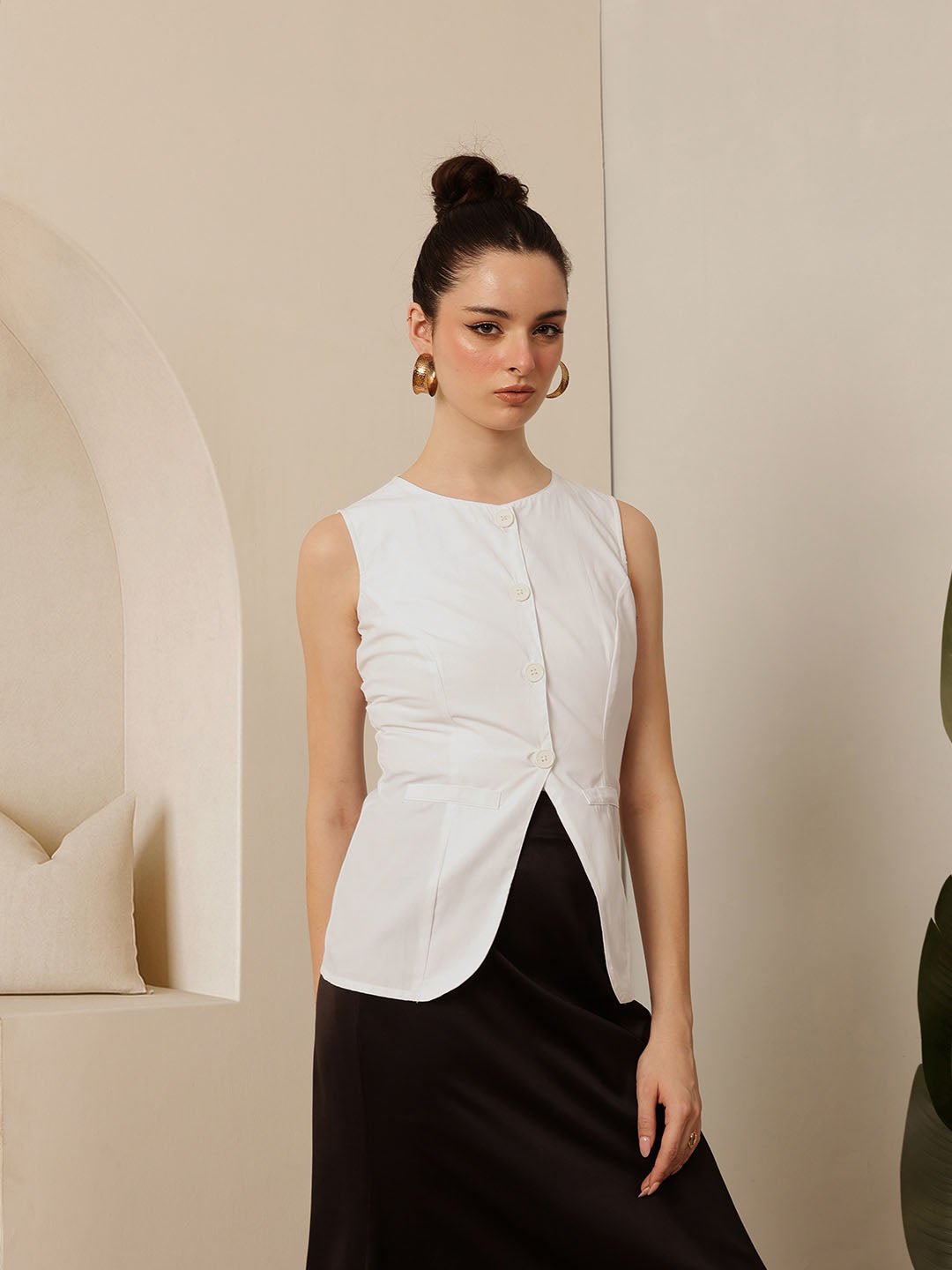 White Solid Round Neck Top