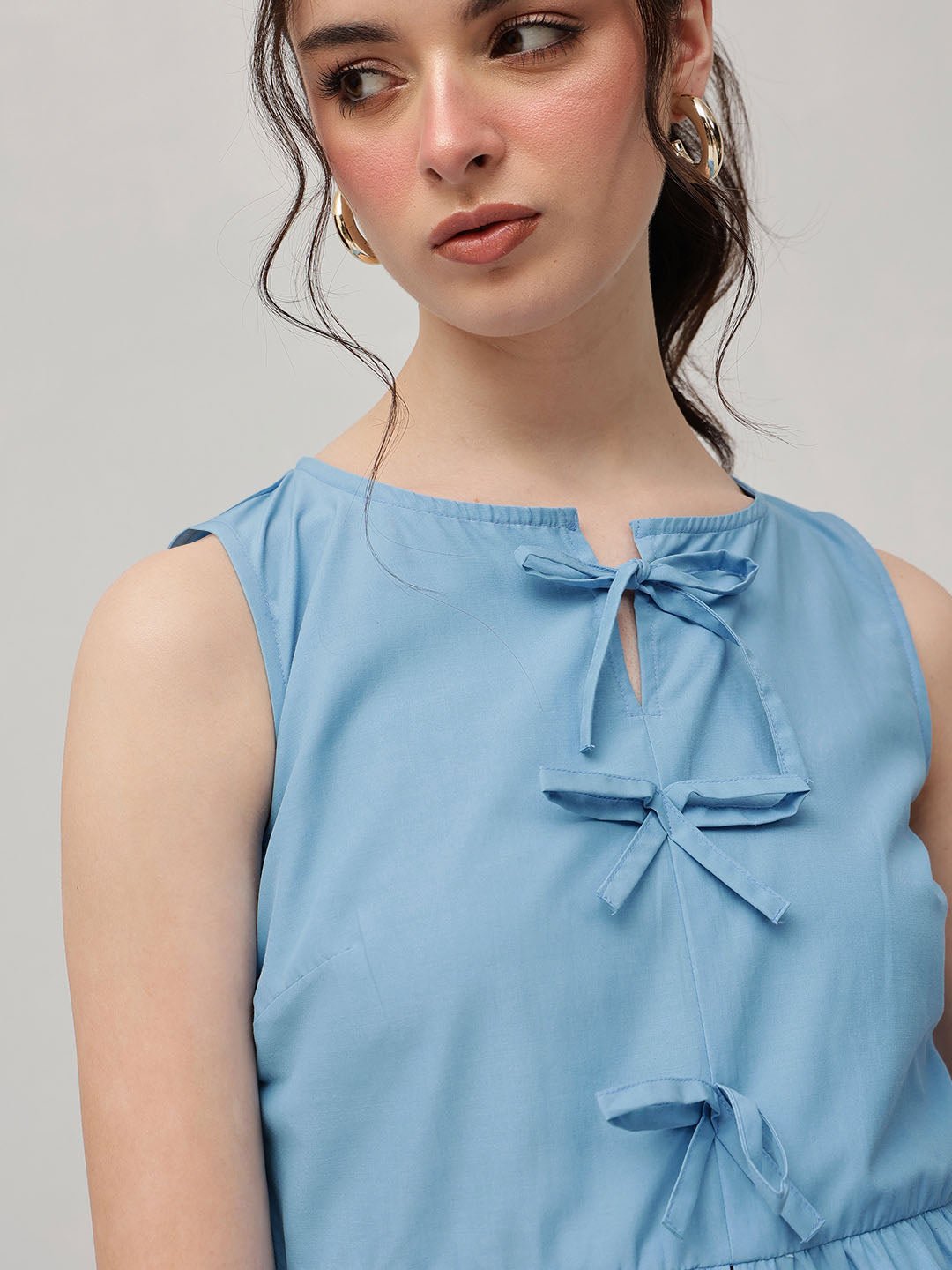 Blue Solid Round Neck Top