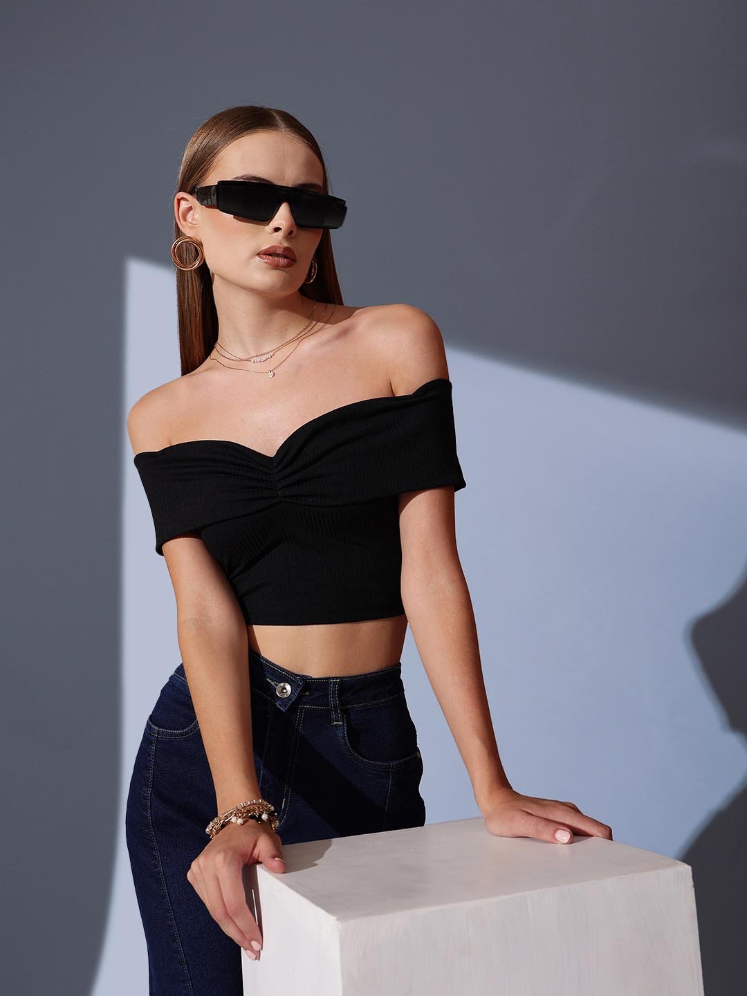 Black Solid Off Shoulder Neck Top