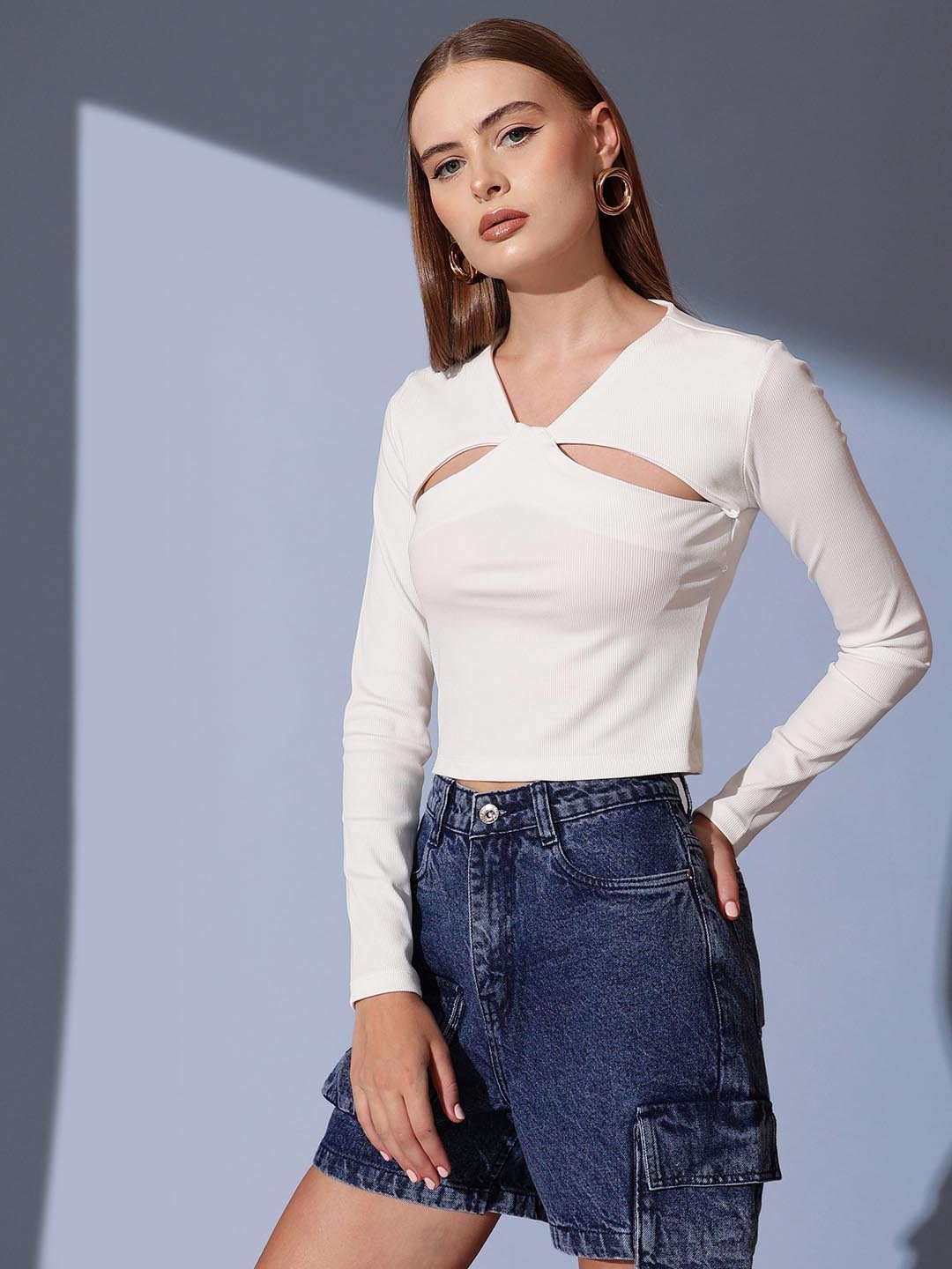 White Ribbed V Neck Top