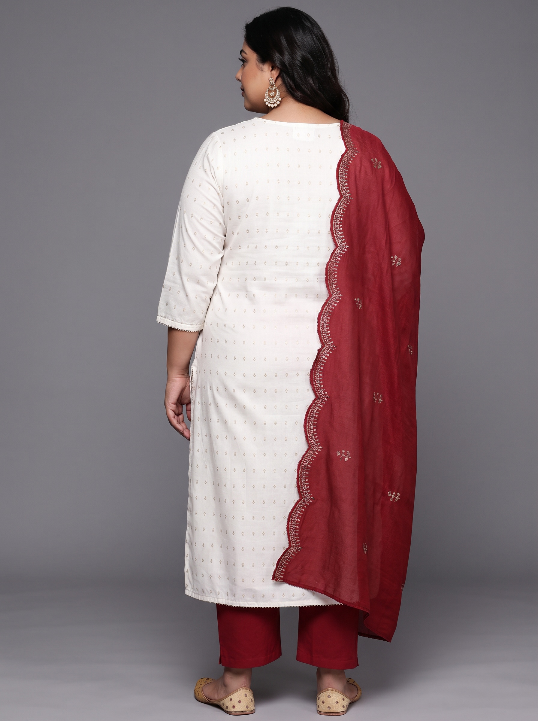 Off-White Embroidered Plus Size Kurta Set with Dupatta and Trousers