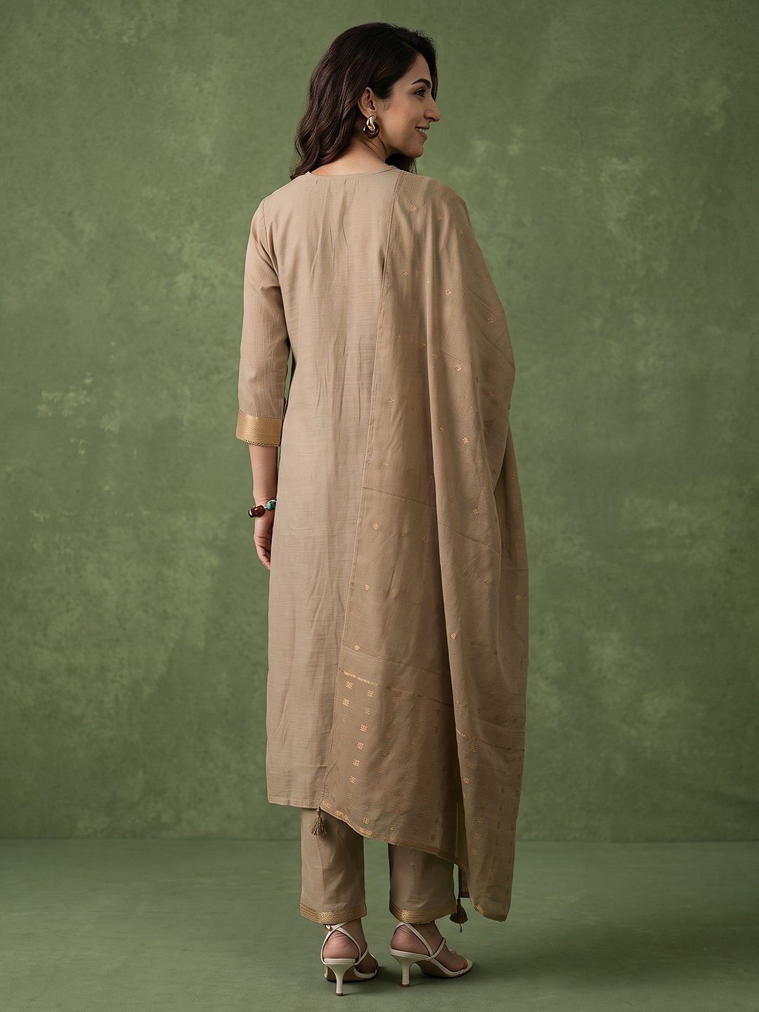Grey Floral Printed Cotton Blend Kurta Set with Trousers and Dupatta