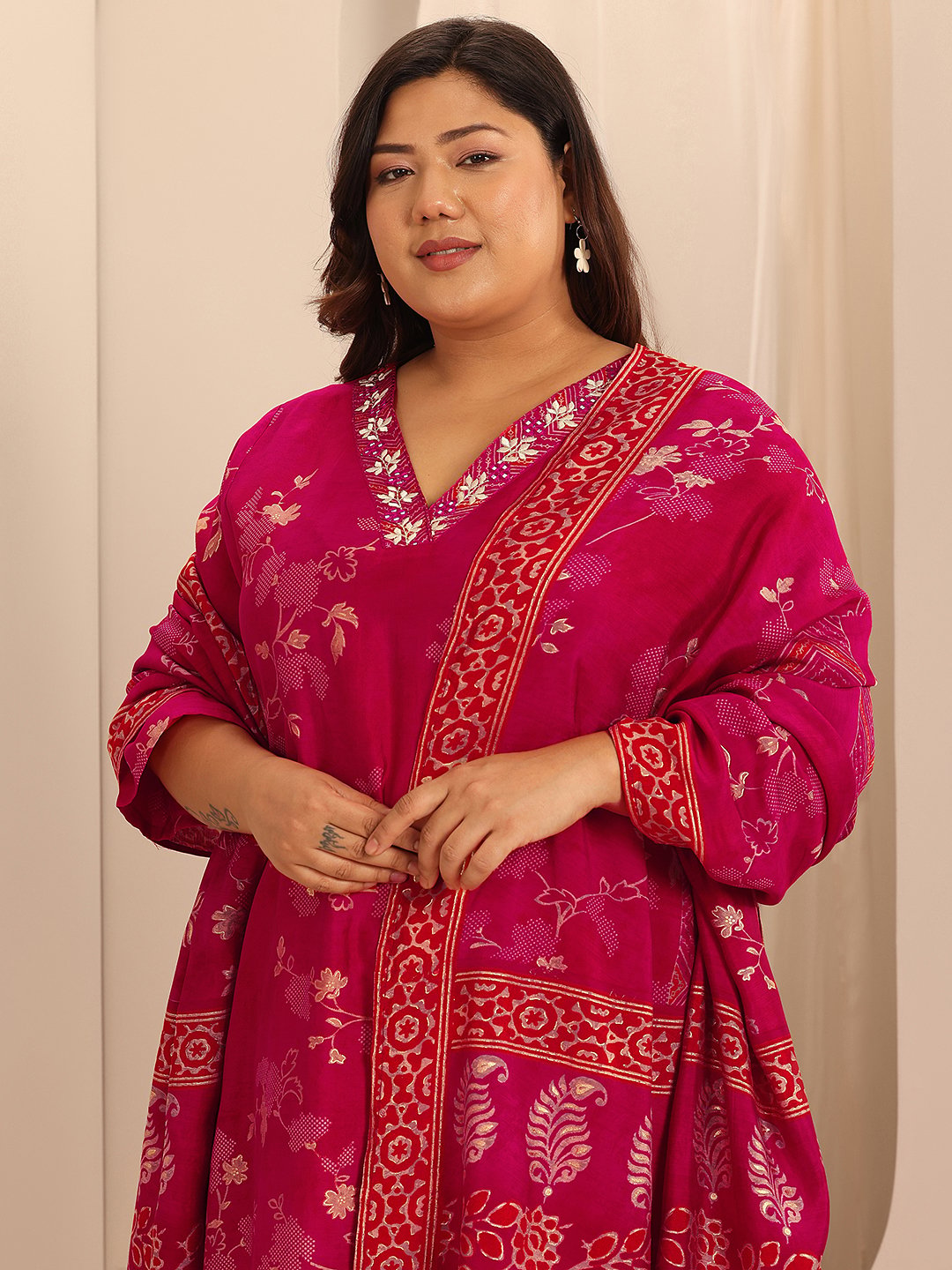 Magenta Silk Blend Printed Kurta Set with Trousers and Dupatta