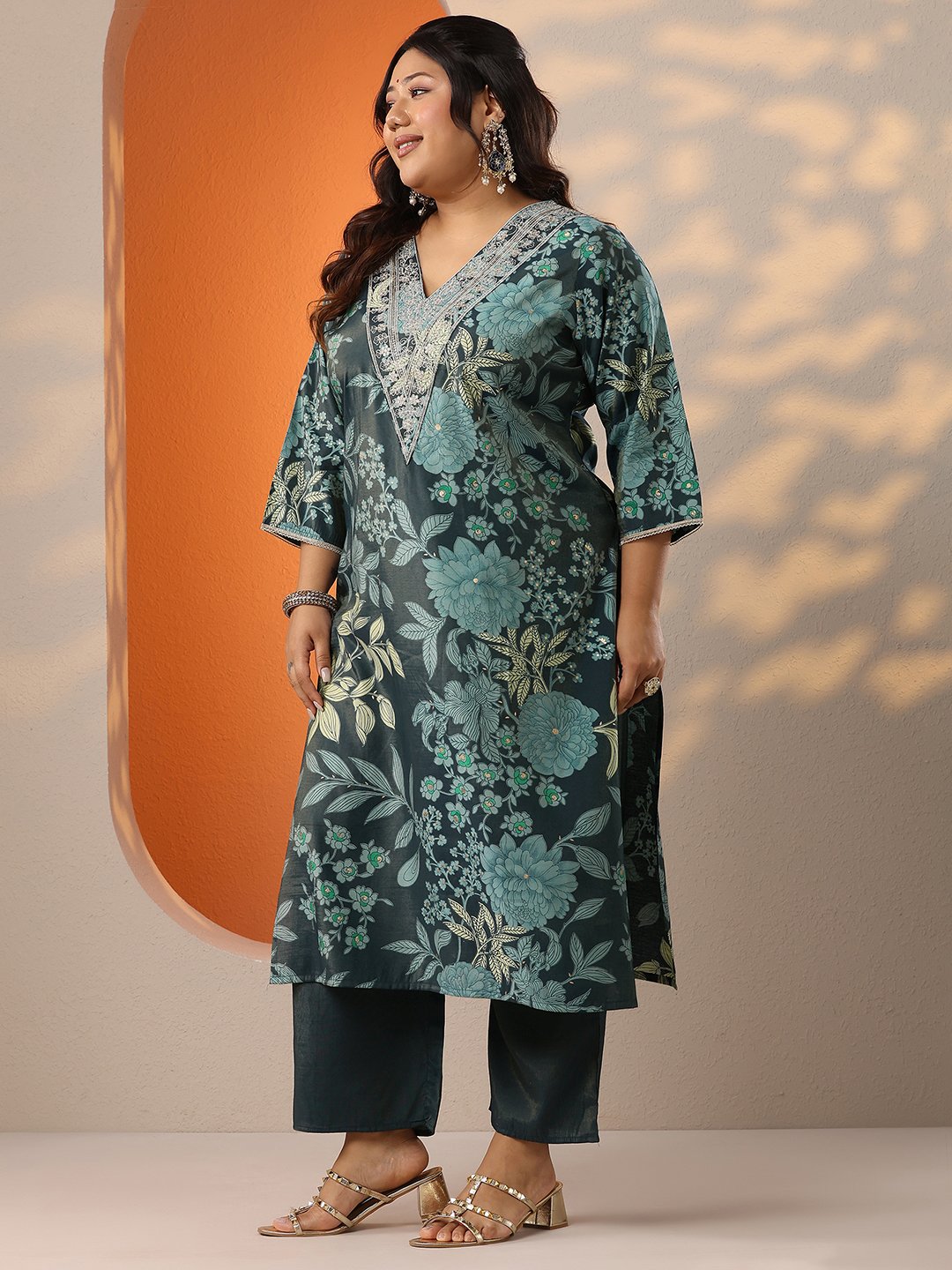Plus Size Teal Floral Print Kurta Set with Trousers and Dupatta