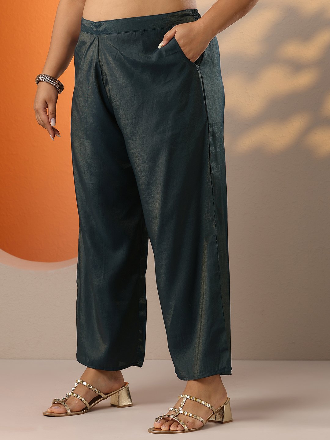 Plus Size Teal Floral Print Kurta Set with Trousers and Dupatta