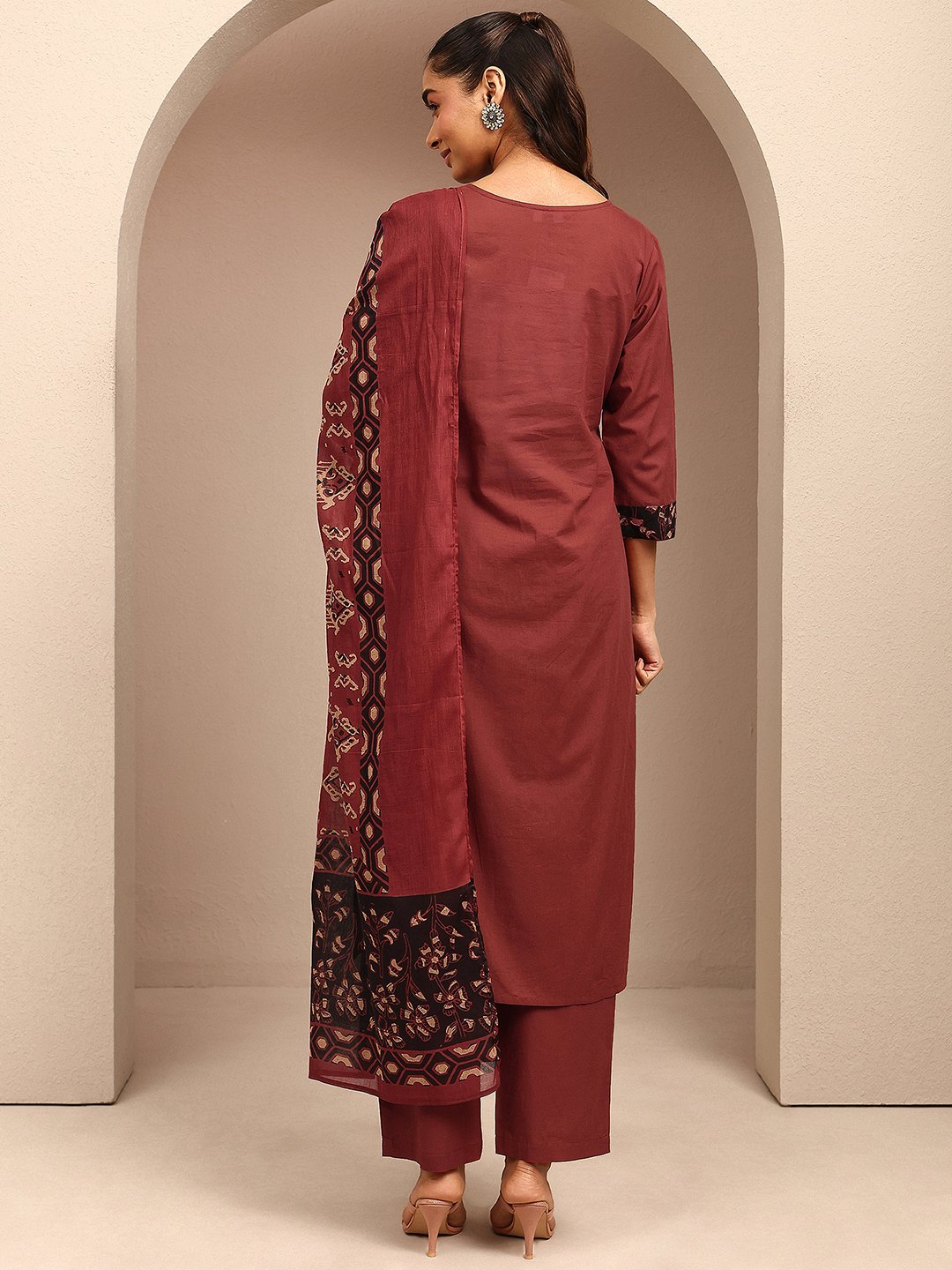 Maroon Floral V-Neck Kurta Set with Dupatta