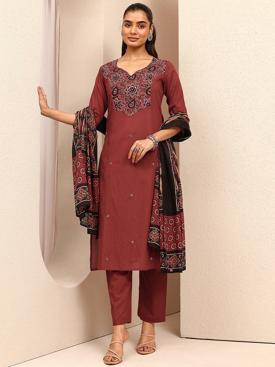 Maroon Embroidered Notch Neck Kurta Set with Straight Pants and Dupatta