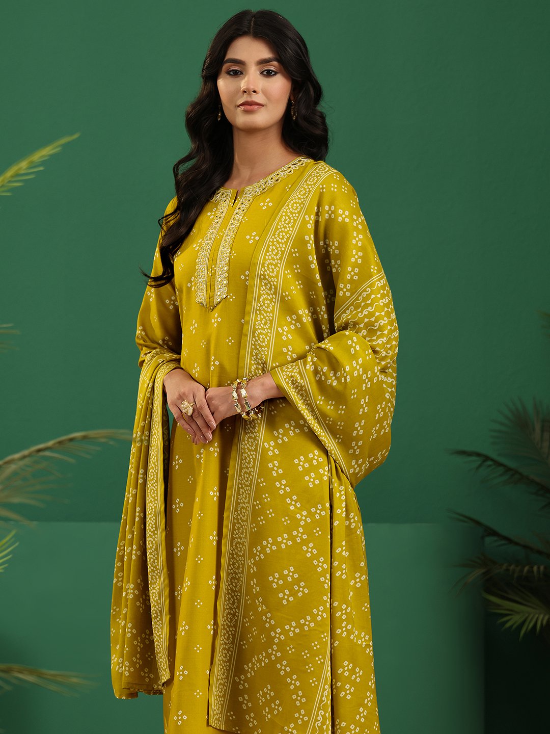 Green Printed Cotton Blend Kurta Pants Dupatta Set