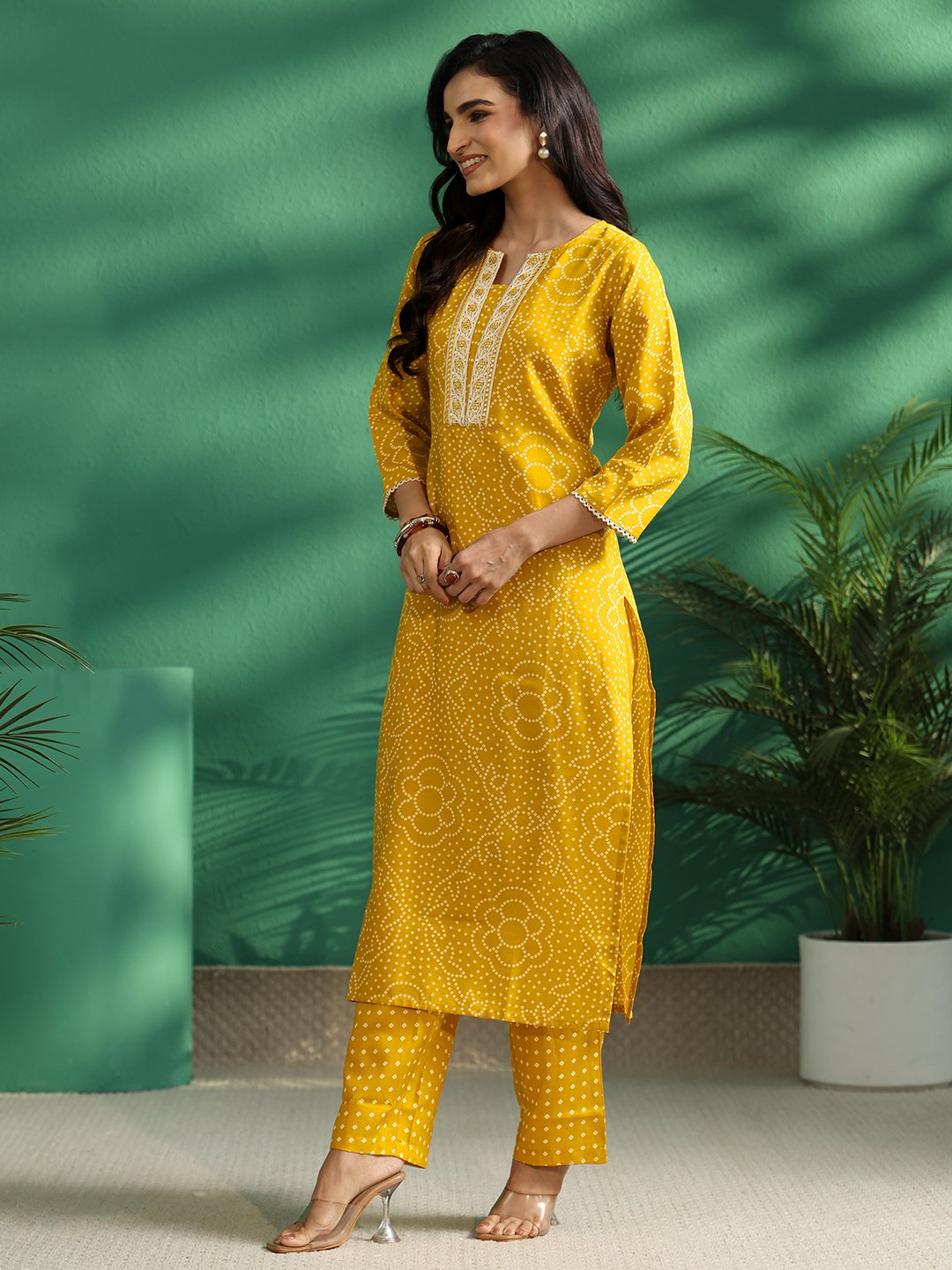 Mustard Bandhani Print Notch Neck Kurta Set with Straight Pants