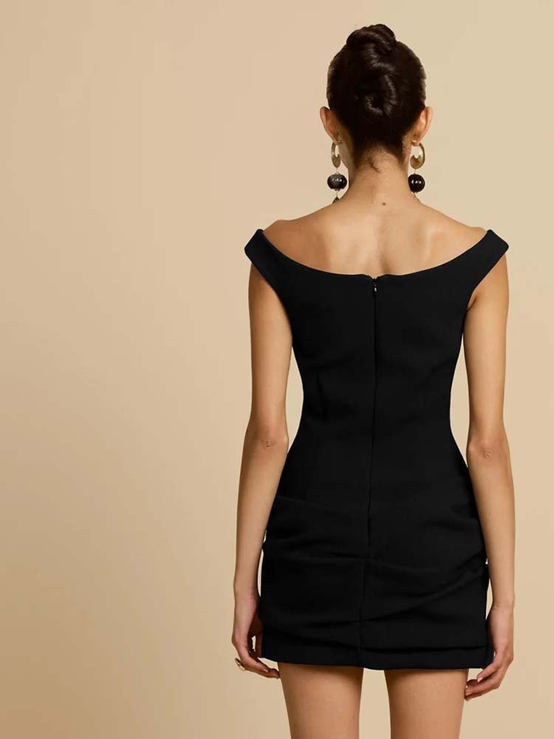 Black Off-Shoulder Mini Bodycon Dress