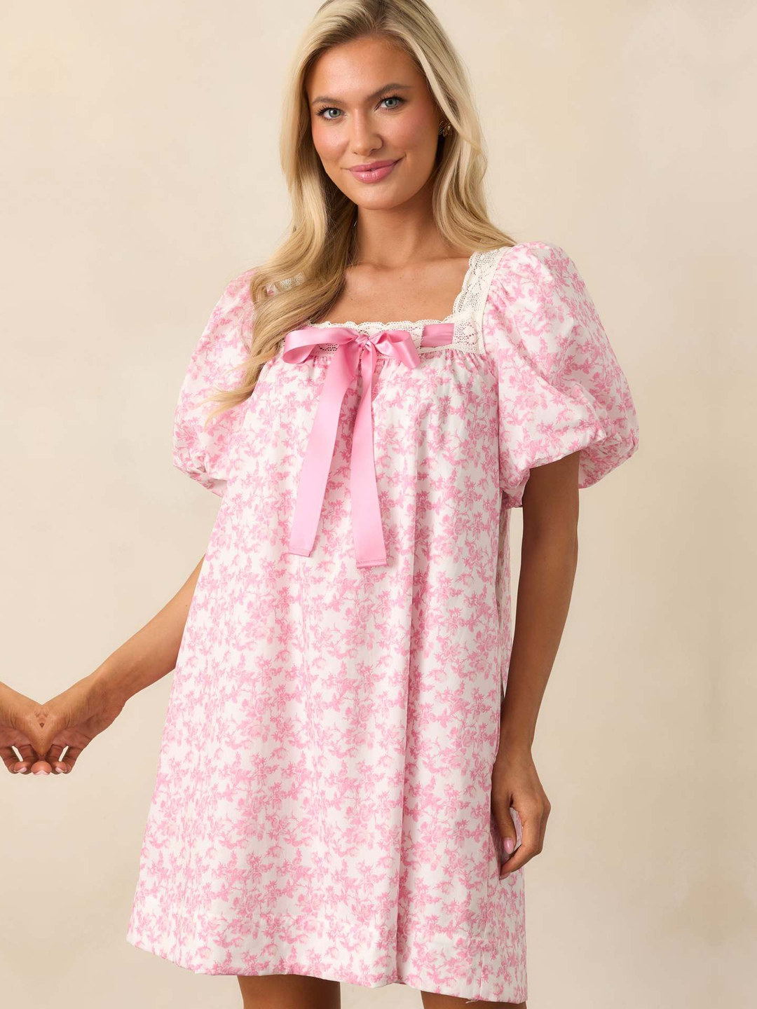 Pink Floral Mini Dress with Puff Sleeves and Bow