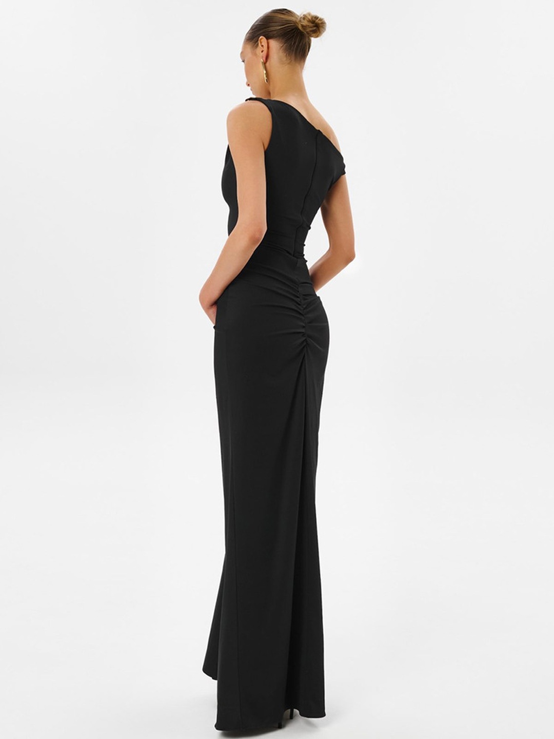 Black One-Shoulder Bodycon Maxi Dress with Gold Detail