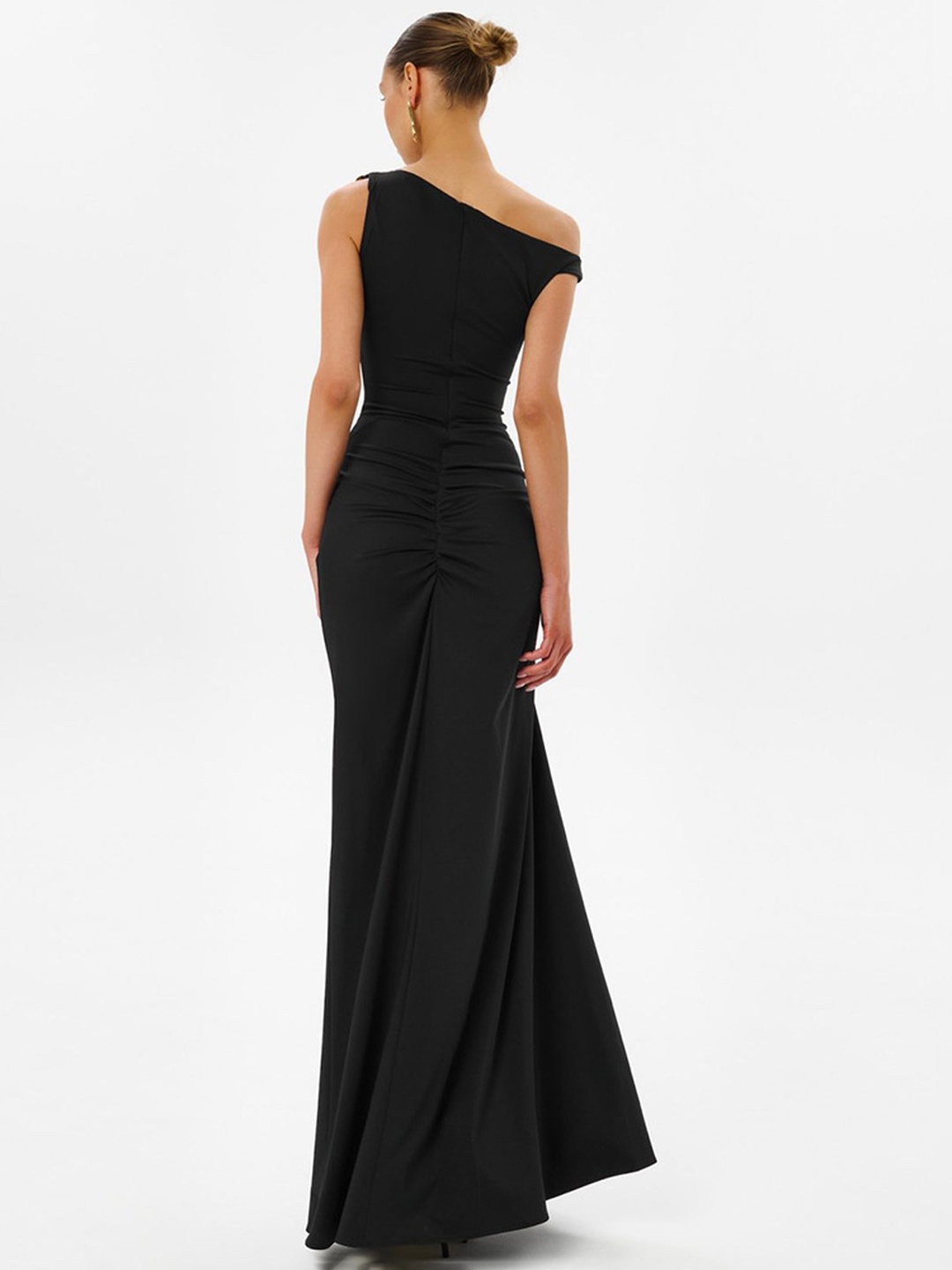 Black One-Shoulder Bodycon Maxi Dress with Gold Detail
