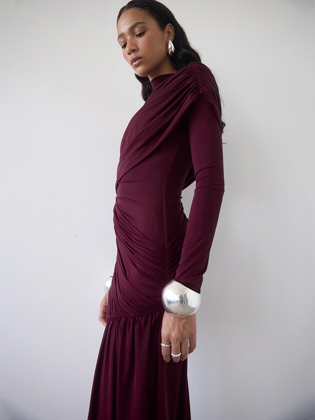 Burgundy Ruched Bodycon Mini Dress with Long Sleeves