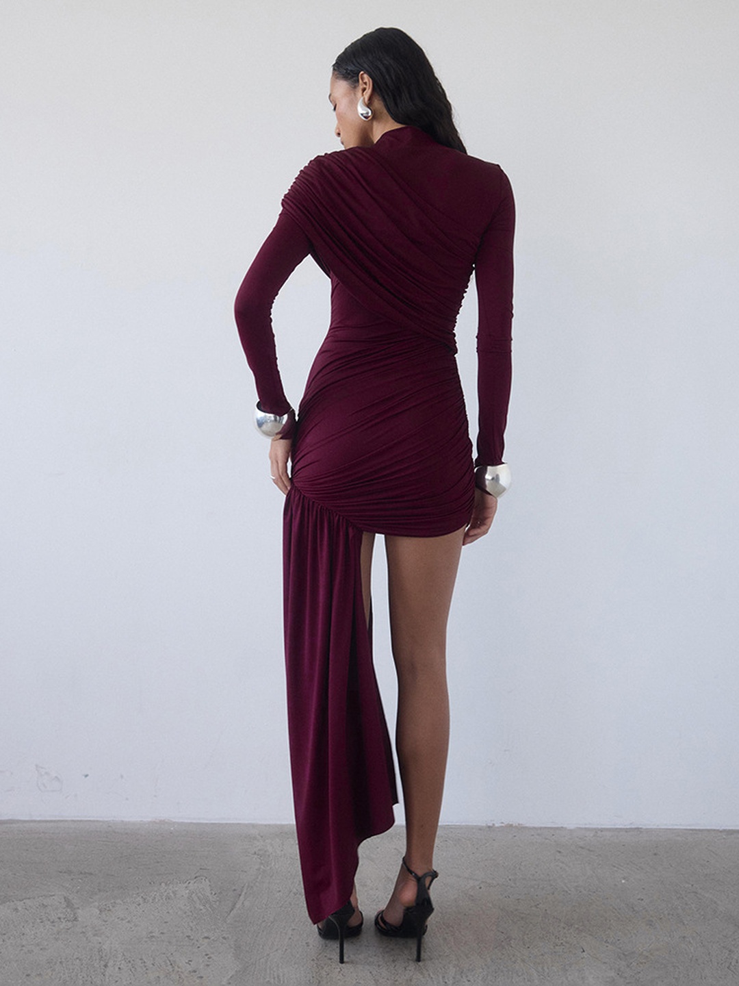 Burgundy Ruched Bodycon Mini Dress with Long Sleeves