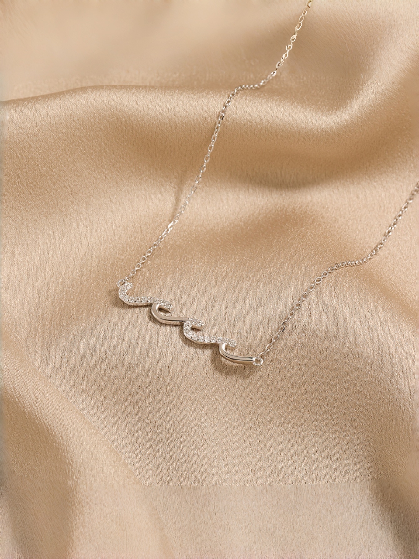 Silver Rhinestone Pendant Necklace