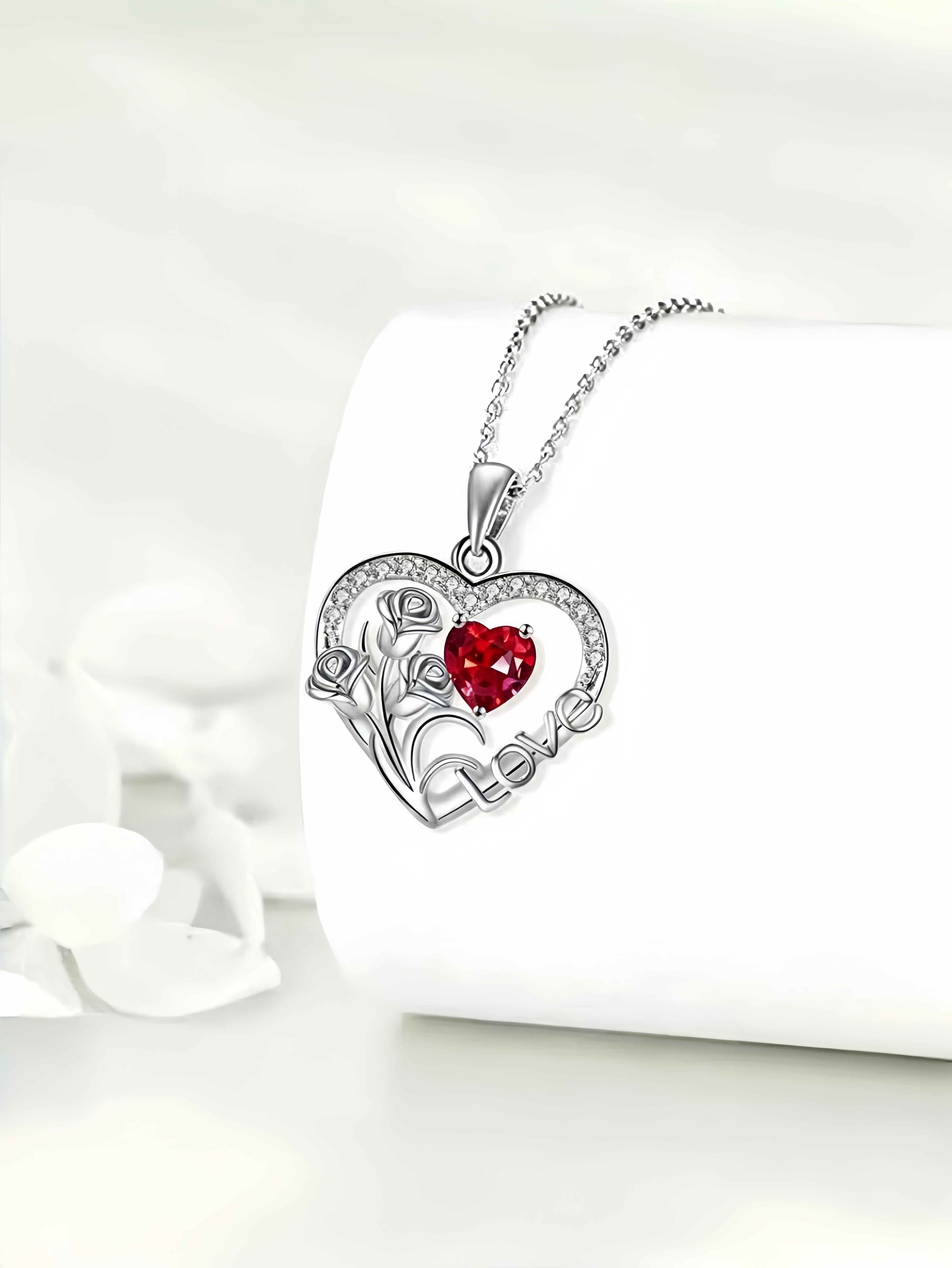 Silver Heart Pendant Necklaces