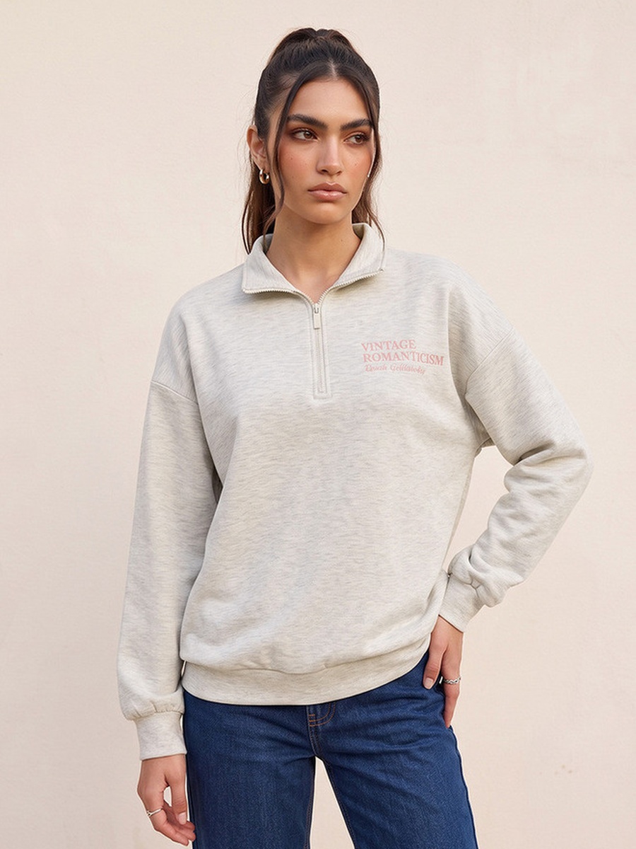 Dutch Golden Age Sweatshirt with Half-Zip Placket