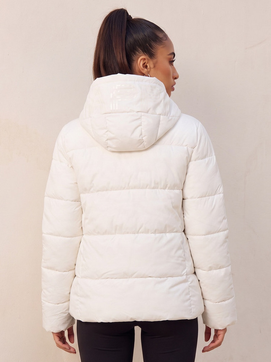 Quilted 2-Way Stretch Hooded Jacket