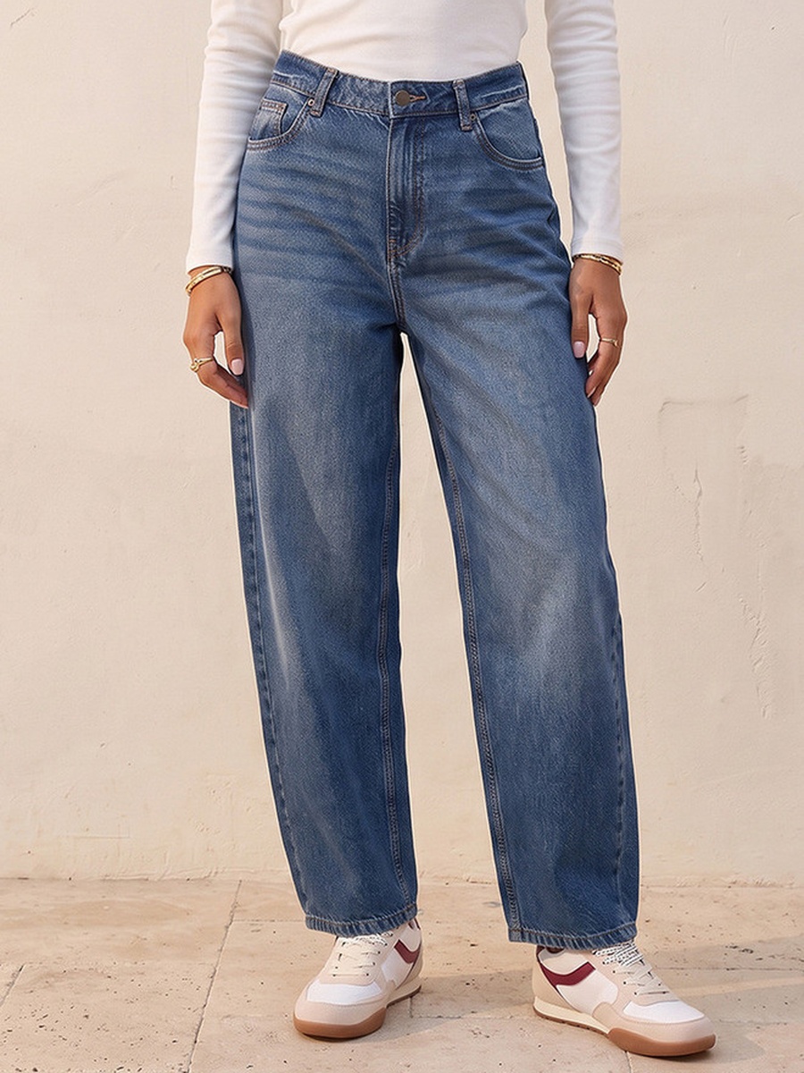Barrel Fit Mid-Rise Jeans