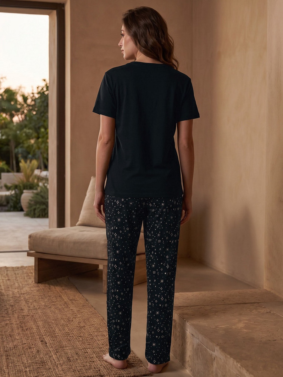 Printed T-shirt and Pyjama Set