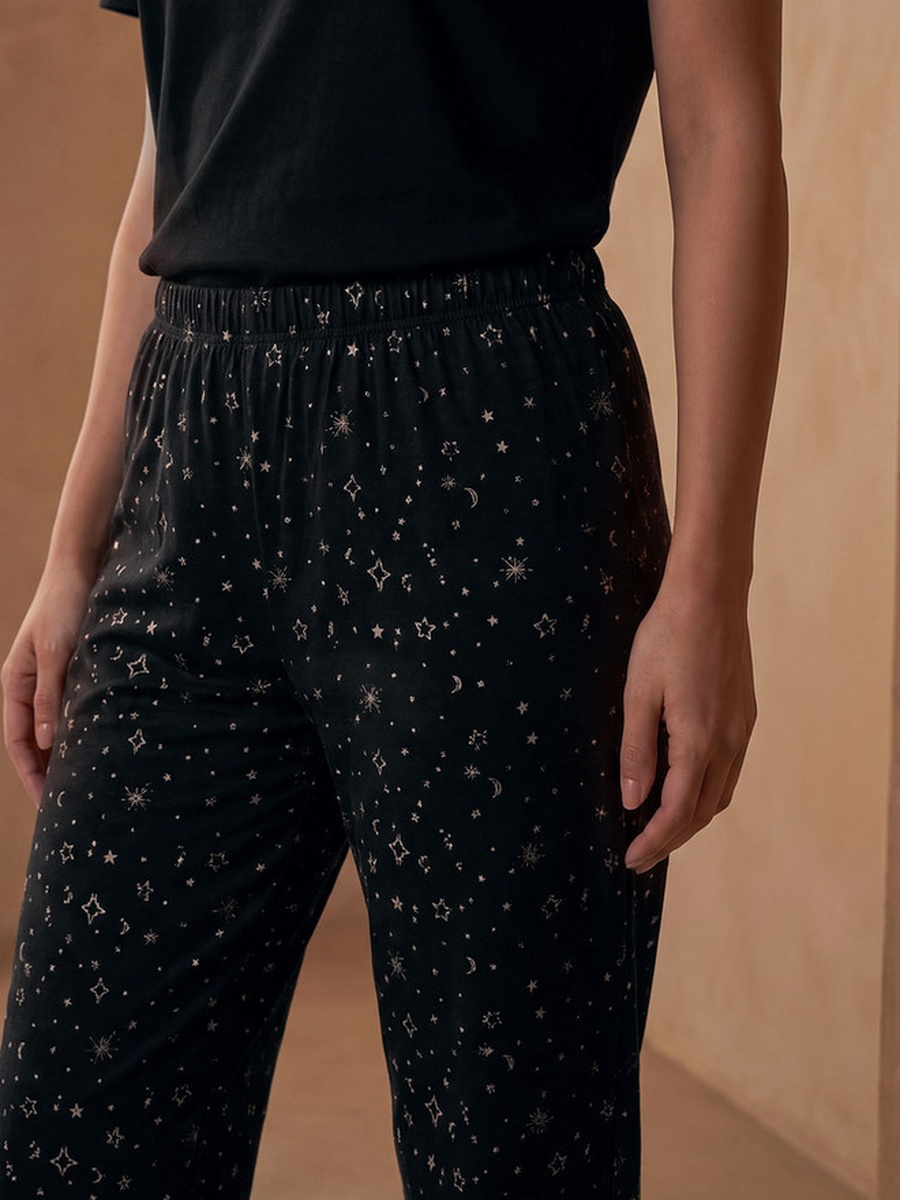 Printed T-shirt and Pyjama Set