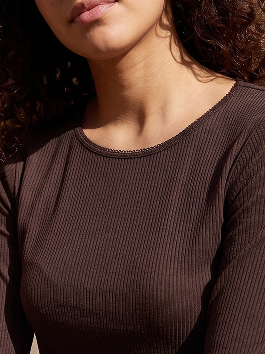 Thermal Top with Ribbed Design