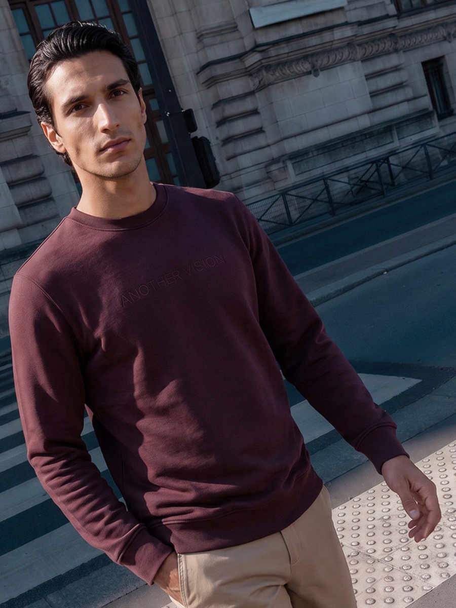 Embroidered Sweatshirt