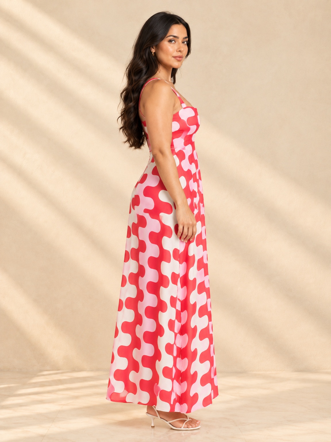 Geometric Wave Print Sleeveless Maxi Dress