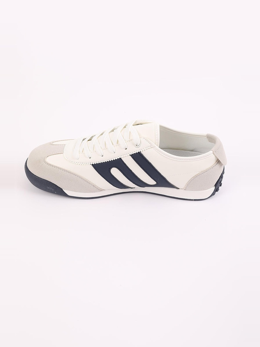 Lace Up Casual Sneakers