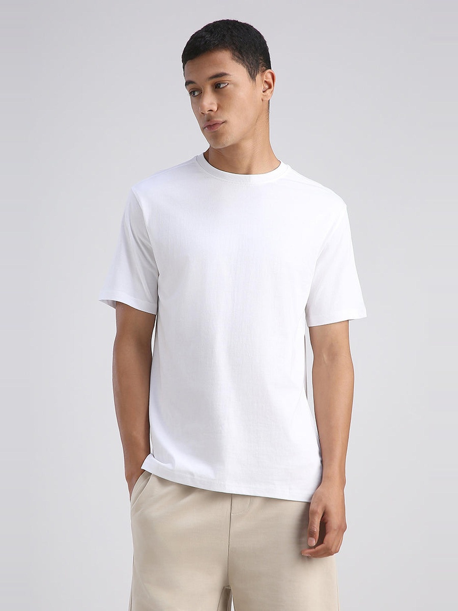 Essential Crew Neck T-Shirt