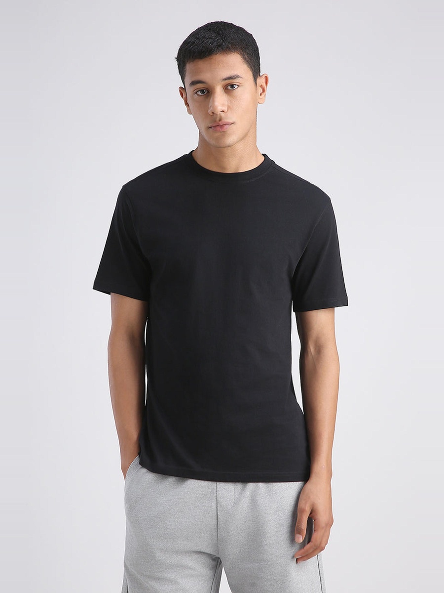 Essential Crew Neck T-Shirt
