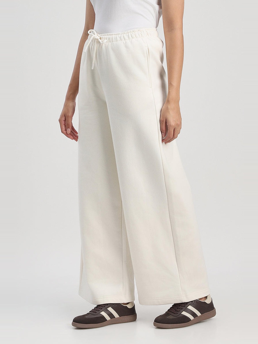 Straight-Leg Sweatpants