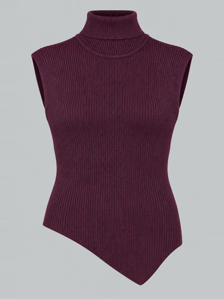 Sleeveless Turtleneck Knit Top